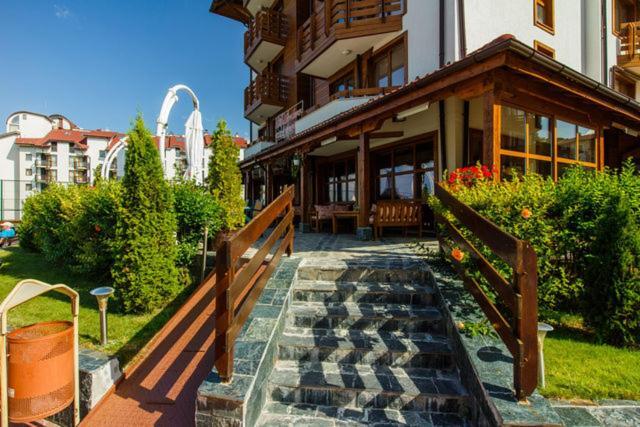 Apartment In Belvedere Holiday Club 550 M From Ski Lift Banszko Kültér fotó