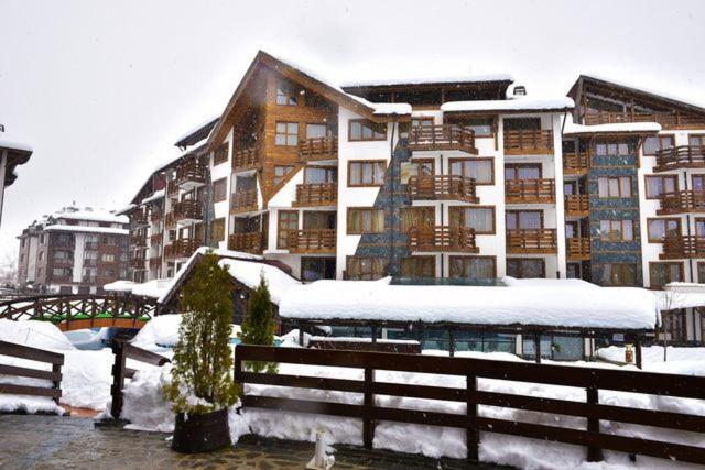 Apartment In Belvedere Holiday Club 550 M From Ski Lift Banszko Kültér fotó